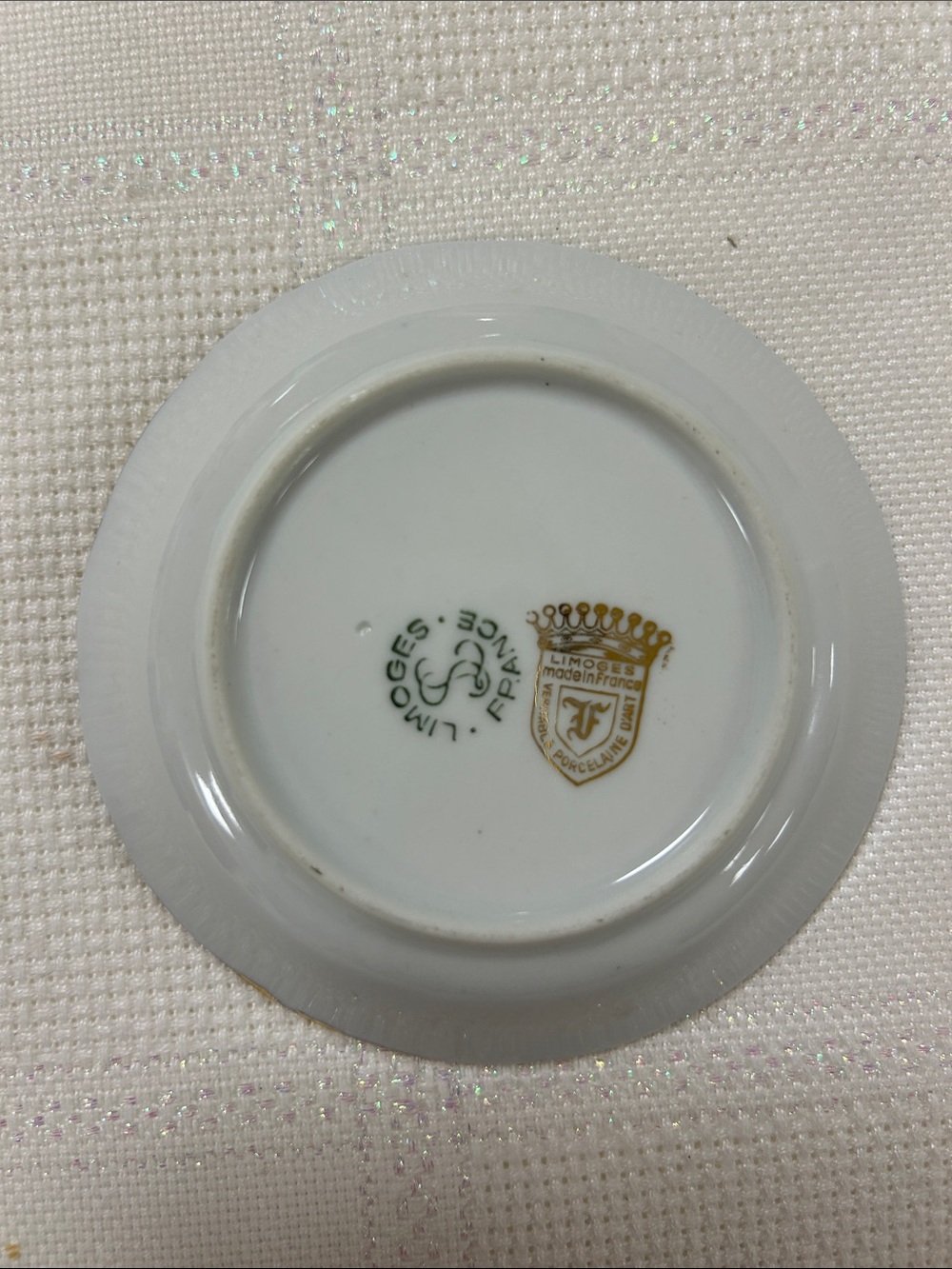 Limoges Porcelain Accent Plate with Gold Trim and Pink Detail image 3